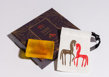 تحميل الصورة في عارض الاستوديو Saffron Soap With Box
