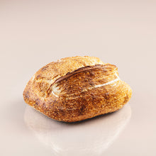 تحميل الصورة في عارض الاستوديو White Sourdough
