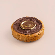 تحميل الصورة في عارض الاستوديو Chocolate Chip Cookie
